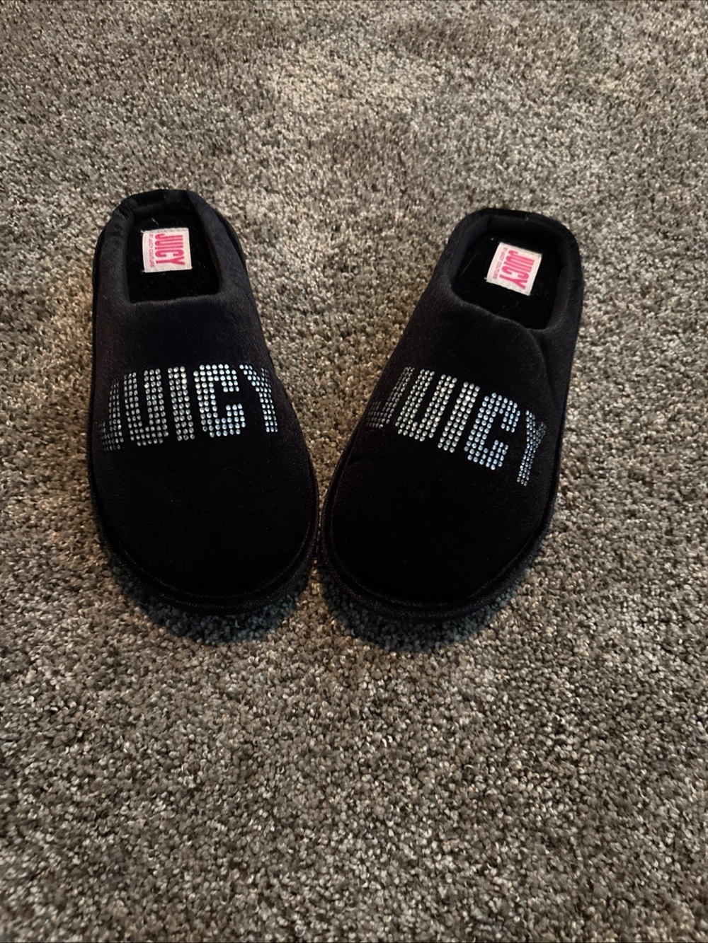 Juicy couture slippers new size small